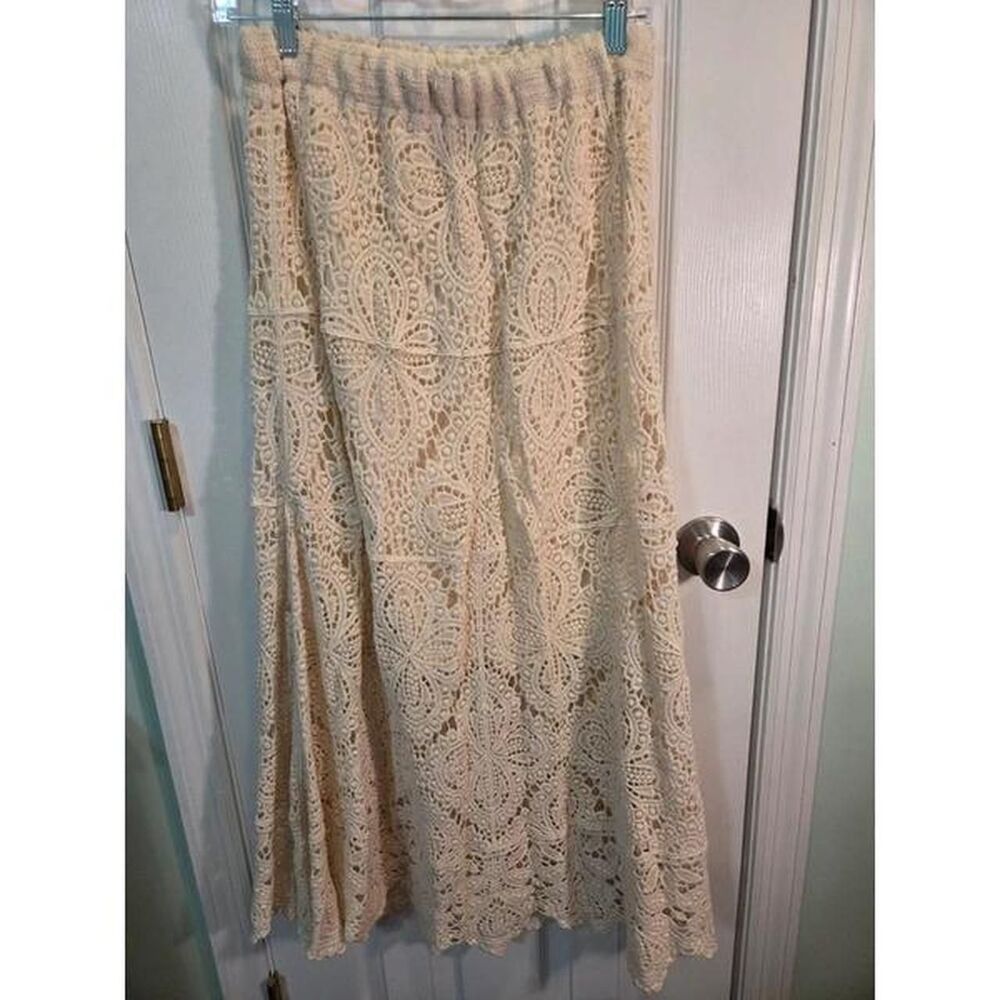 Pol Women's Cream Skirt